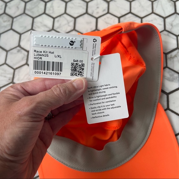 Lululemon Race Kit Hat Reflective Orange Size Large/XL - Picture 8 of 11